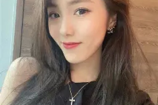 军官给女特务授课竟趁机大发女特务惨了 军官给女特务授课竟趁机大发女特务惨了